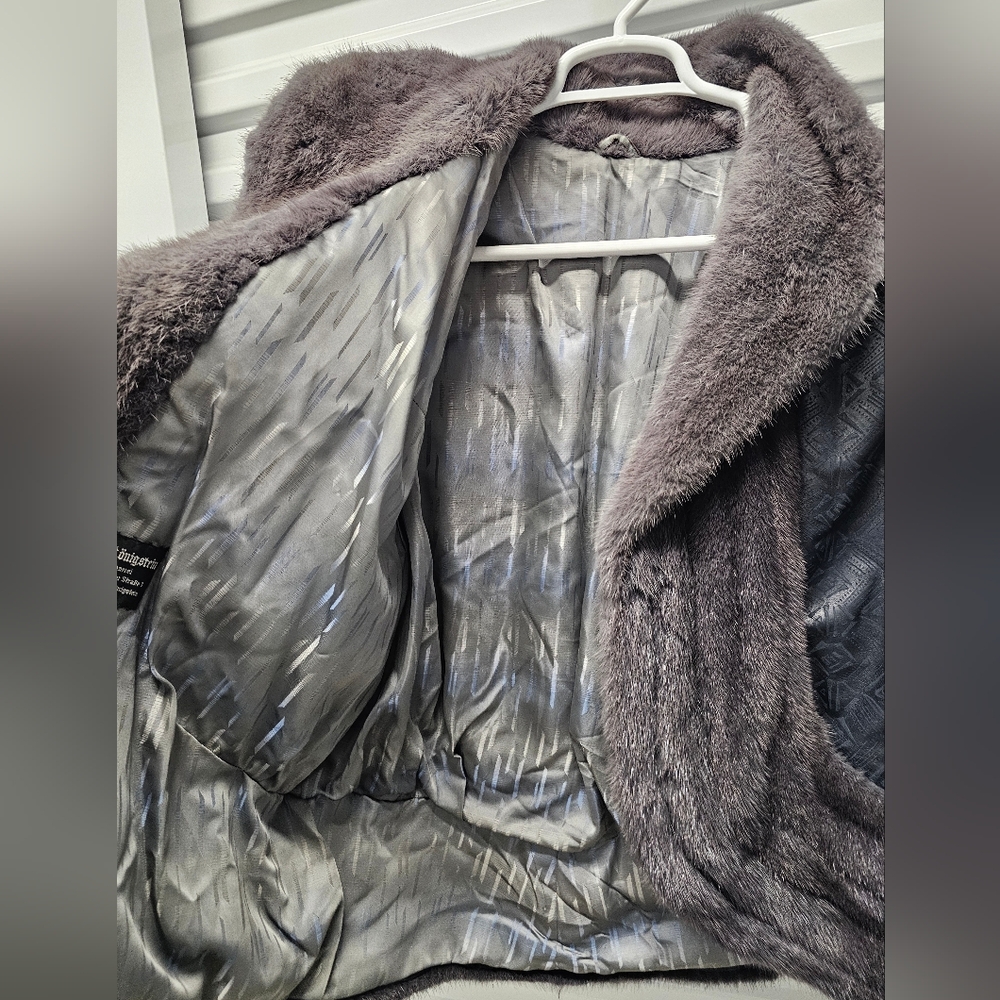 ELEGANT LUXURY GENUINE MINK FUR,SOFT EMBOSSED LEATHER JACKET SIZE: LARGE-1XL-2XL - Picture 6 of 9